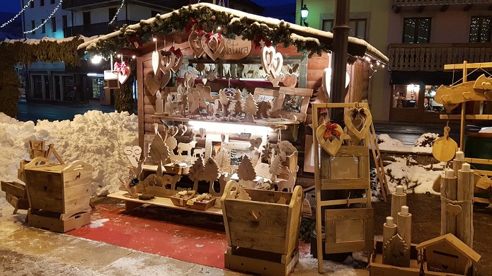 25^  EDIZIONE DEL MERCATINO DI NATALE DI GALLIO